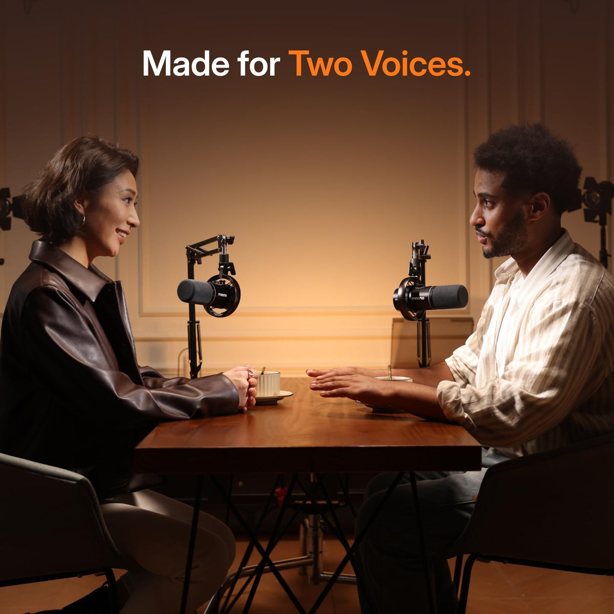 Hybrid Wireless Podcast Microphone S685
